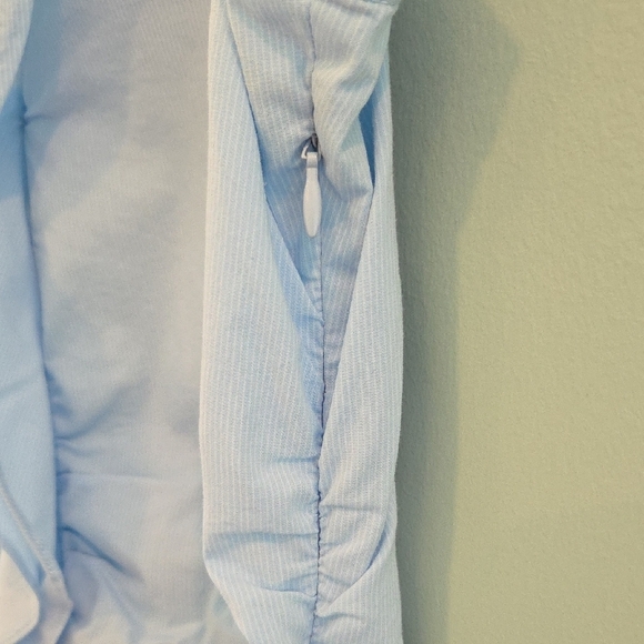 New York & Company Stretch Light Blue Ruched Ruffled Blouse Size Small - Picture 4 of 10